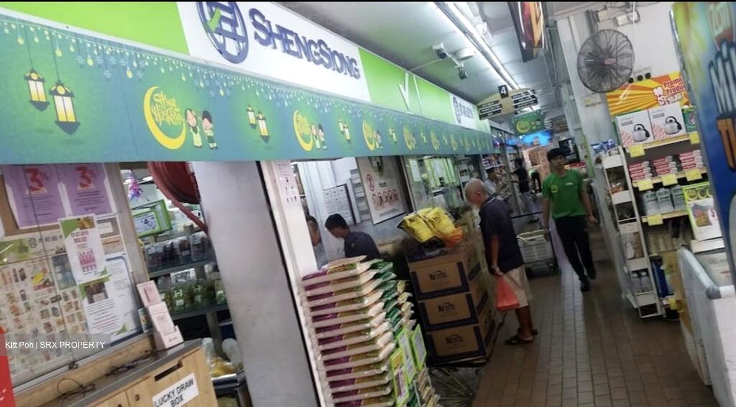 Ang Mo Kio Avenue 3 (D20), Shop House #476349171